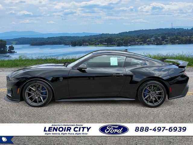 2026 Ford Mustang Dark Horse