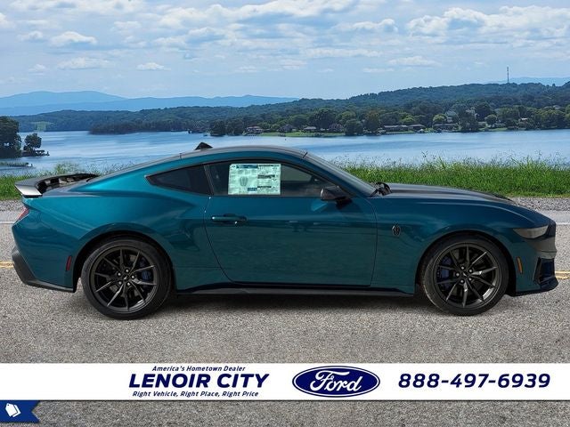 2026 Ford Mustang Dark Horse