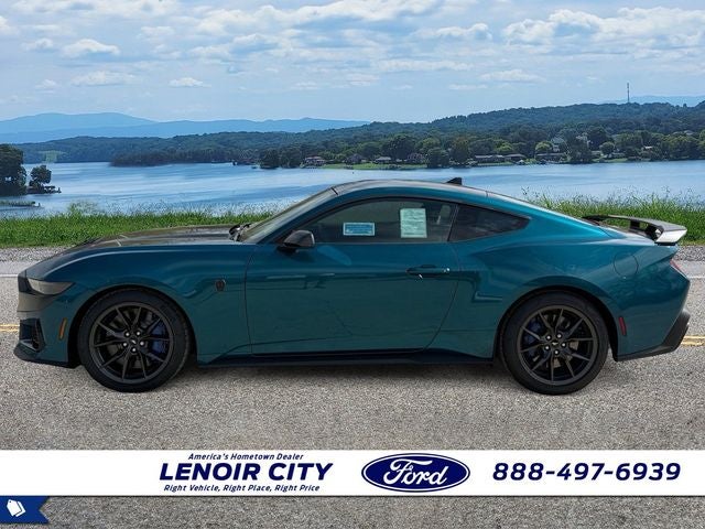 2026 Ford Mustang Dark Horse