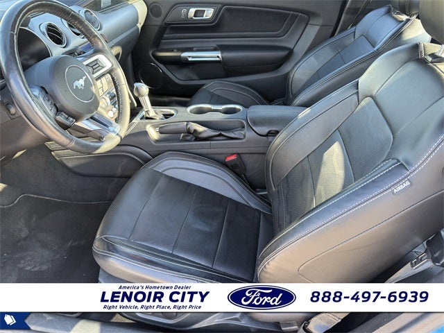 2022 Ford Mustang EcoBoost Premium