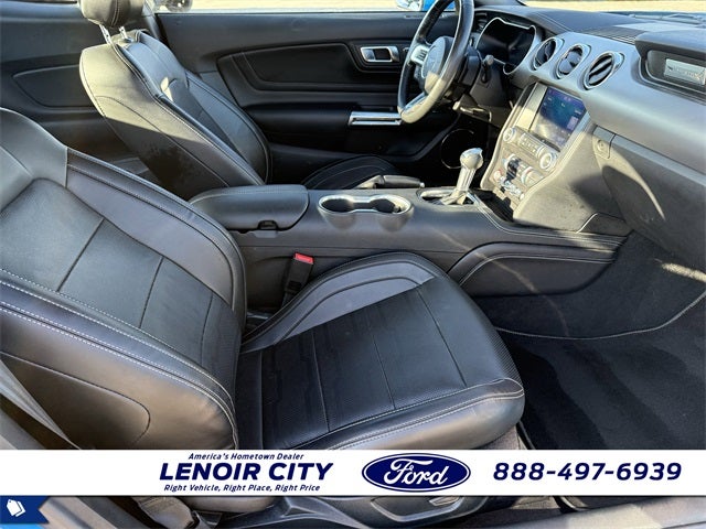 2022 Ford Mustang EcoBoost Premium