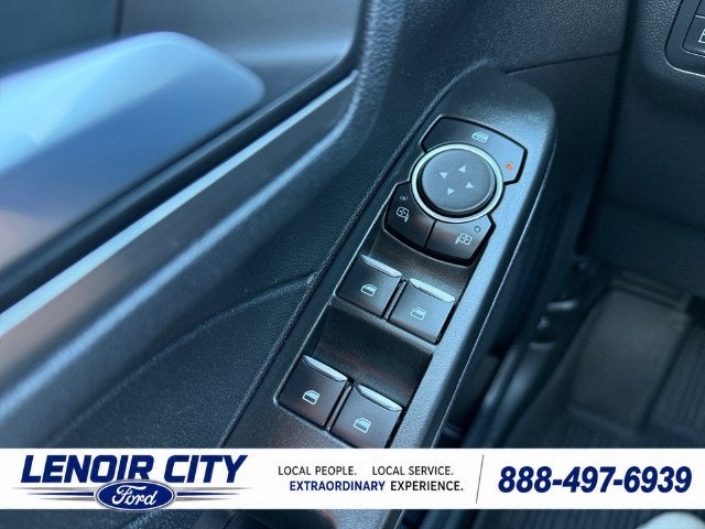 2022 Ford Escape Hybrid Titanium
