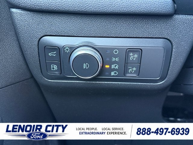 2022 Ford Escape Hybrid Titanium
