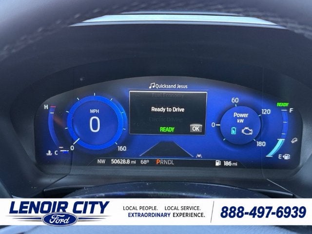 2022 Ford Escape Hybrid Titanium