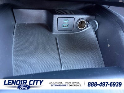 2022 Ford Escape Hybrid Titanium