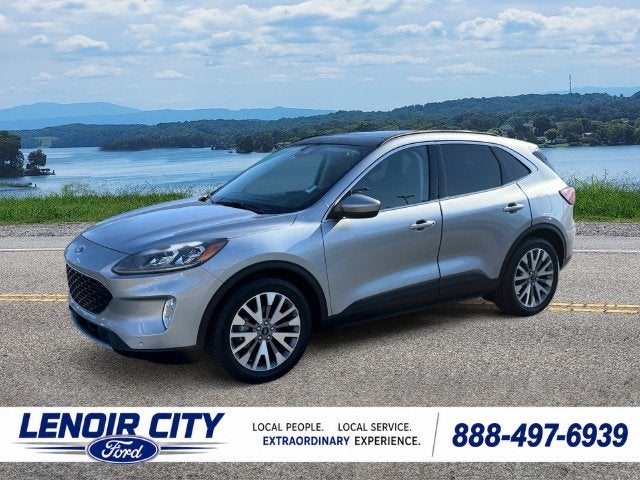 2022 Ford Escape Hybrid Titanium