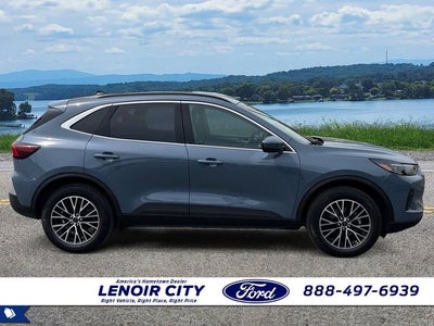 2025 Ford Escape Plug-In Hybrid Base