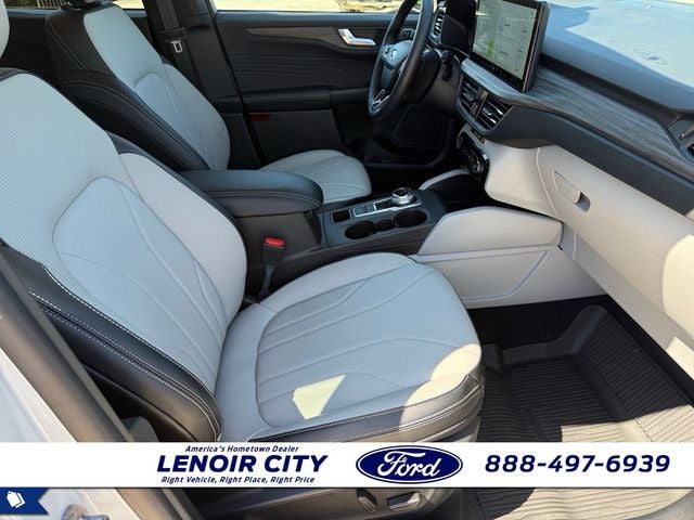 2025 Ford Escape Plug-In Hybrid Base