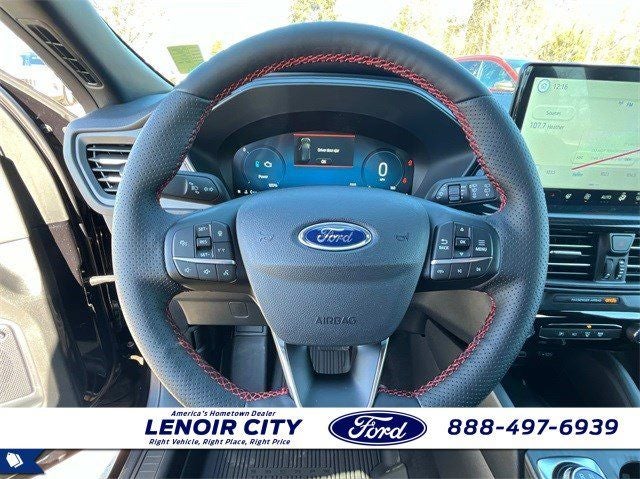2025 Ford Escape Hybrid ST-Line Elite