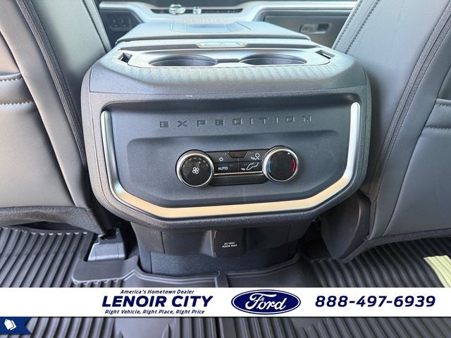 2027 Ford Expedition Active
