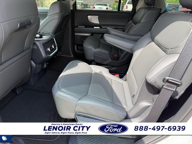 2027 Ford Expedition Active