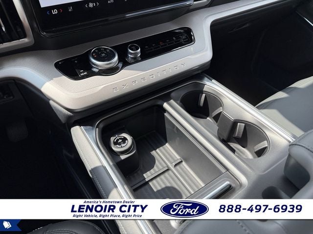 2027 Ford Expedition Active