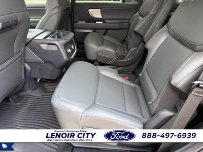 2027 Ford Expedition Active