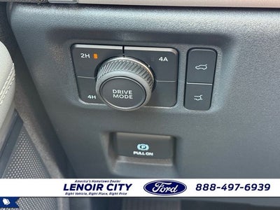 2027 Ford Expedition Active
