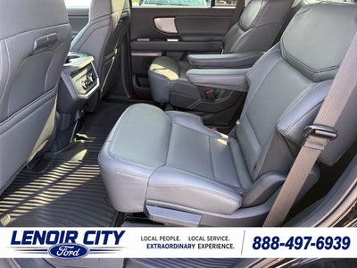 2027 Ford Expedition Active