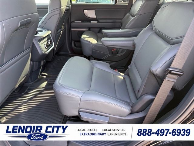 2027 Ford Expedition Active