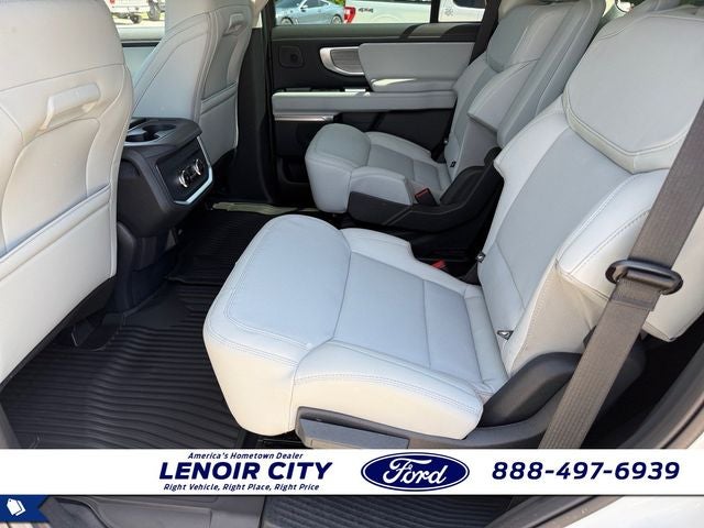 2027 Ford Expedition Platinum