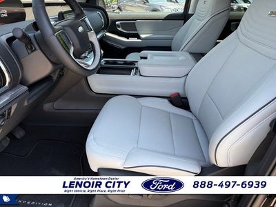 2025 Ford Expedition Platinum