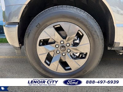 2022 Ford F-150 Lightning XLT
