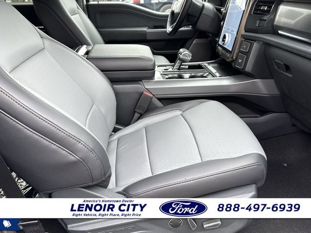 2025 Ford F-150 Lightning Lariat