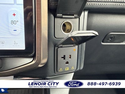 2025 Ford F-150 Lightning Lariat