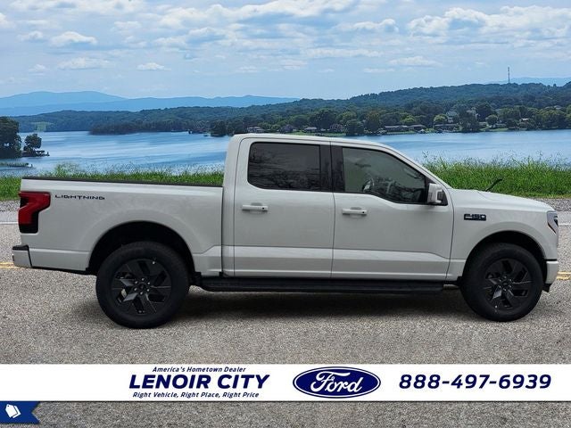 2025 Ford F-150 Lightning Lariat