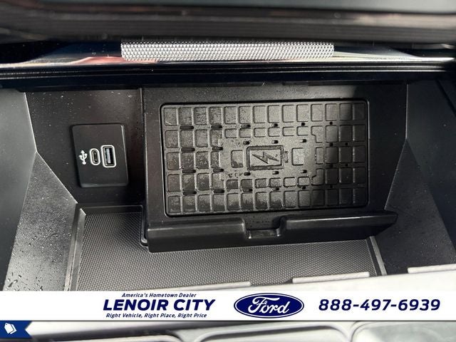 2025 Ford F-150 Lightning Platinum