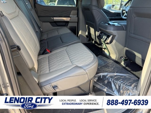 2027 Ford F-350SD Platinum DRW