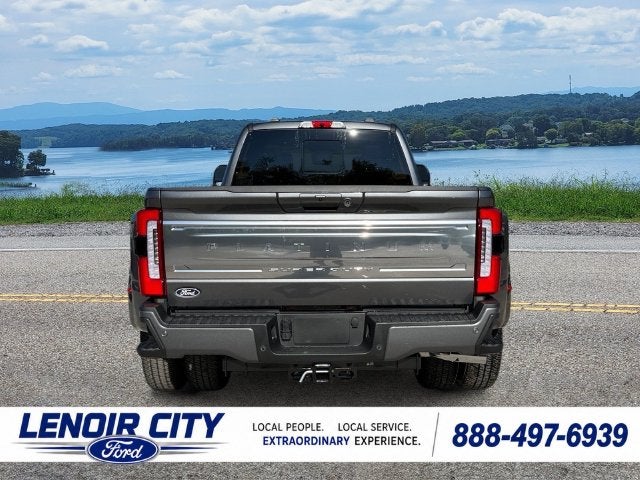 2027 Ford F-350SD Platinum DRW