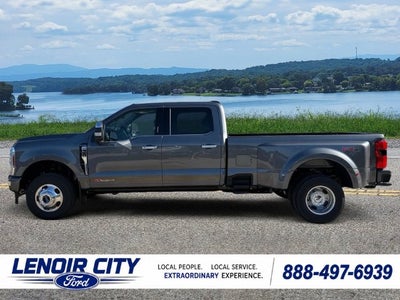 2027 Ford F-350SD Platinum DRW
