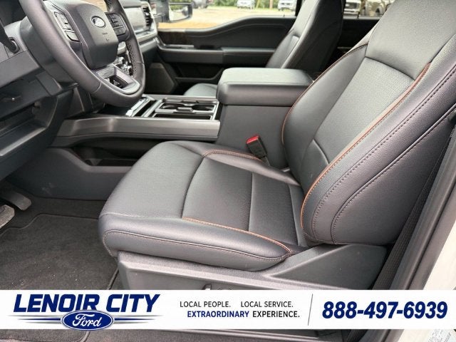 2027 Ford F-350SD Lariat DRW