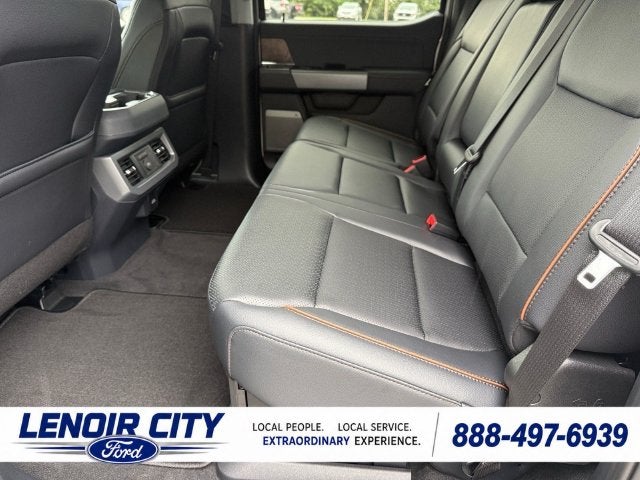 2027 Ford F-350SD Lariat DRW