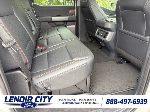 2027 Ford F-350SD Lariat DRW