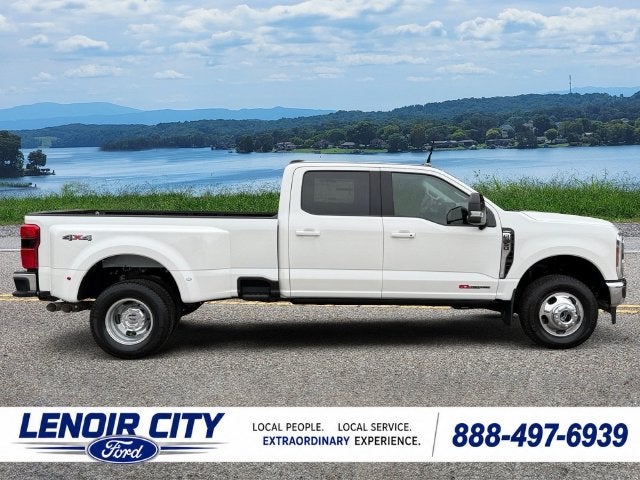 2027 Ford F-350SD Lariat DRW