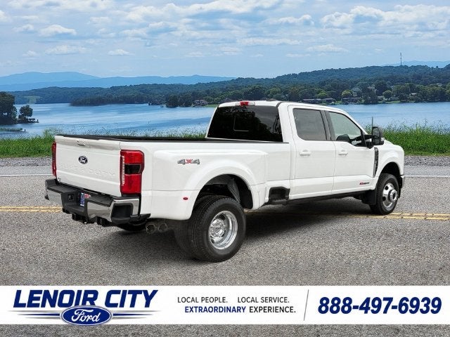 2027 Ford F-350SD Lariat DRW