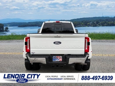 2027 Ford F-350SD Lariat DRW