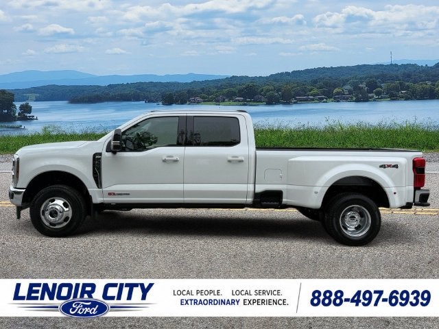 2027 Ford F-350SD Lariat DRW