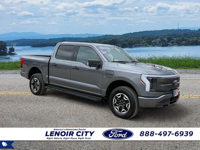 2023 Ford F-150 Lightning XLT