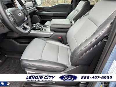 2023 Ford F-150 Lightning Lariat