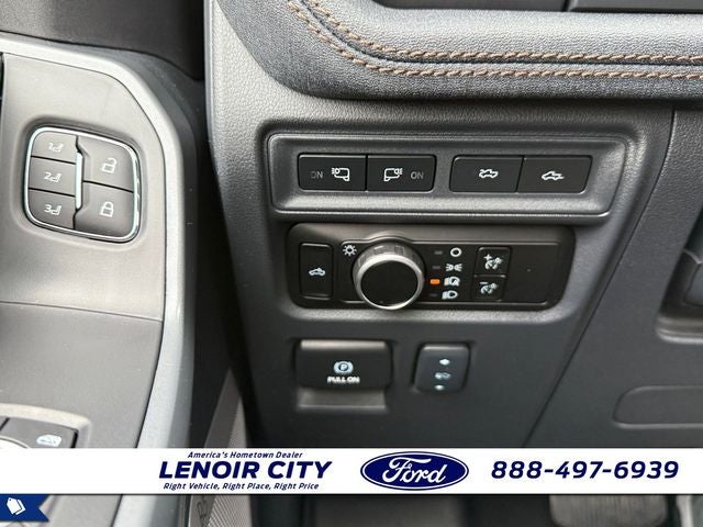 2023 Ford F-150 Lightning Lariat