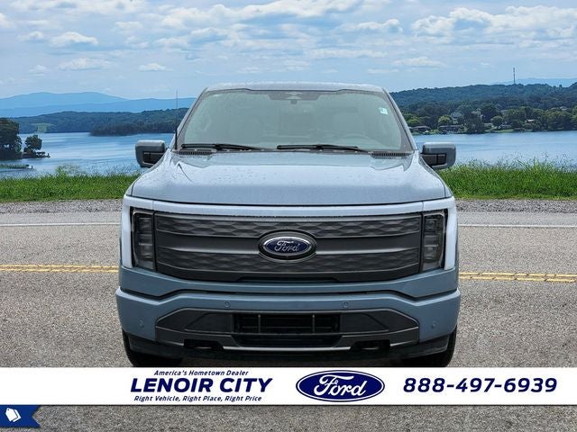 2023 Ford F-150 Lightning Lariat