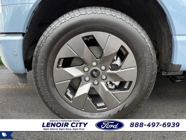 2023 Ford F-150 Lightning Lariat