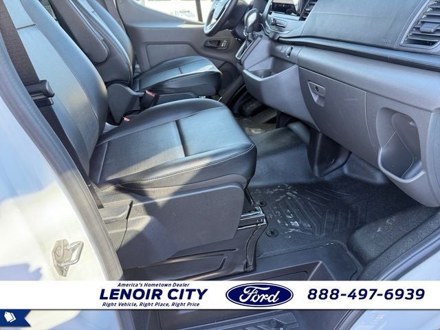 2025 Ford Transit-150 Base