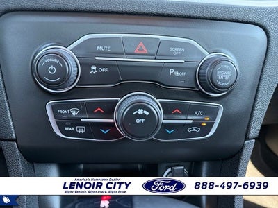 2022 Dodge Charger SXT