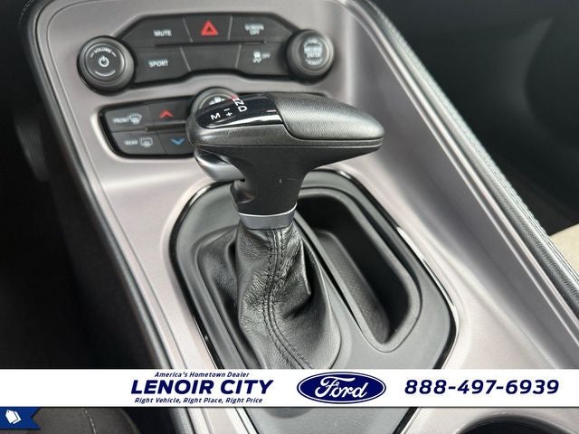 2023 Dodge Challenger SXT