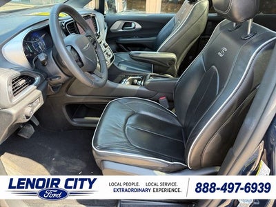 2025 Chrysler Pacifica Limited