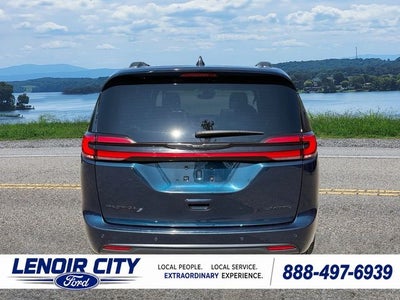 2025 Chrysler Pacifica Limited
