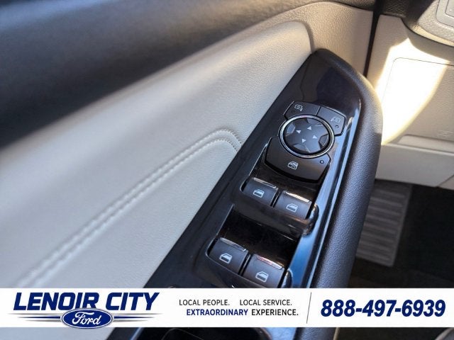 2020 Ford Edge Titanium