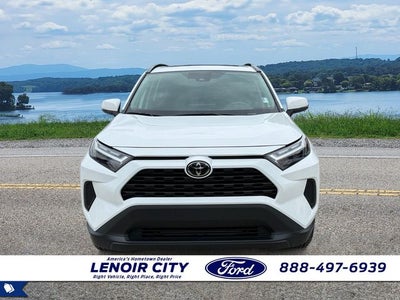 2024 Toyota RAV4 XLE