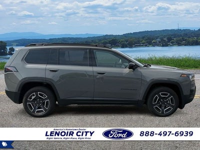 2026 Jeep Cherokee Laredo